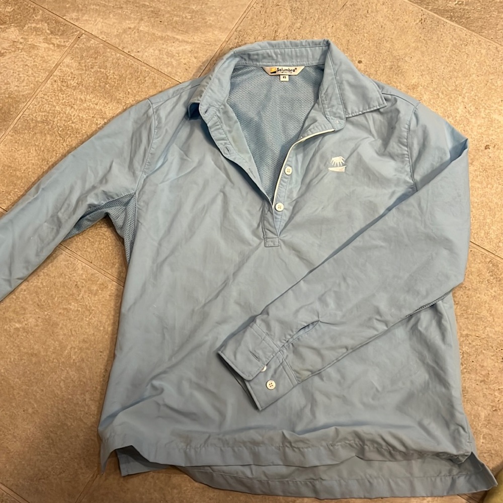 UPF 100 w Solumbra long sleeve blue top in XS